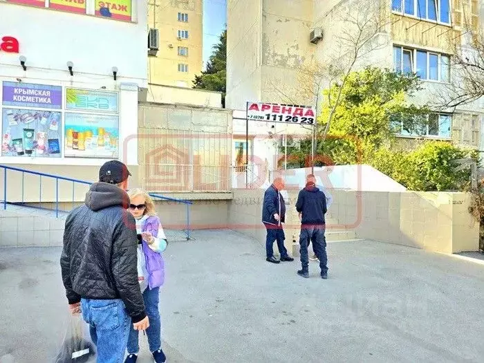 Торговая площадь в Севастополь просп. Героев Сталинграда, 39 (50 м) - Фото 1