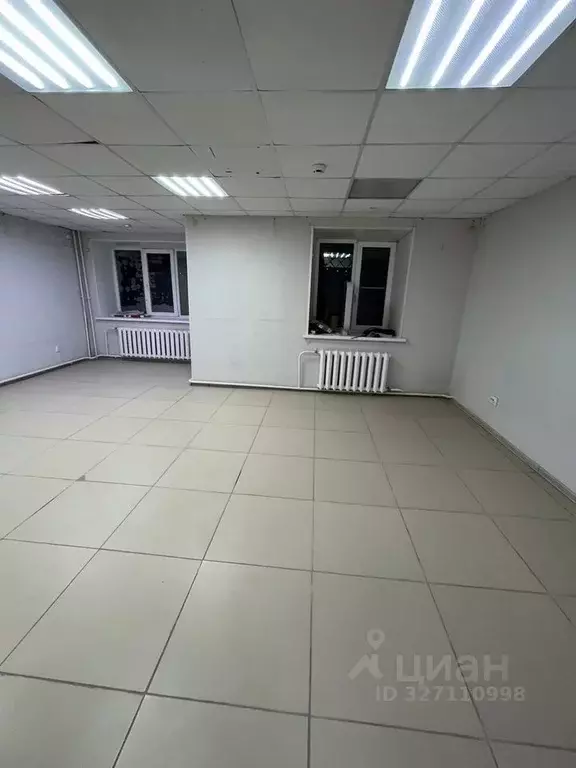 Помещение свободного назначения в Курганская область, Курган Заозерный ... - Фото 1