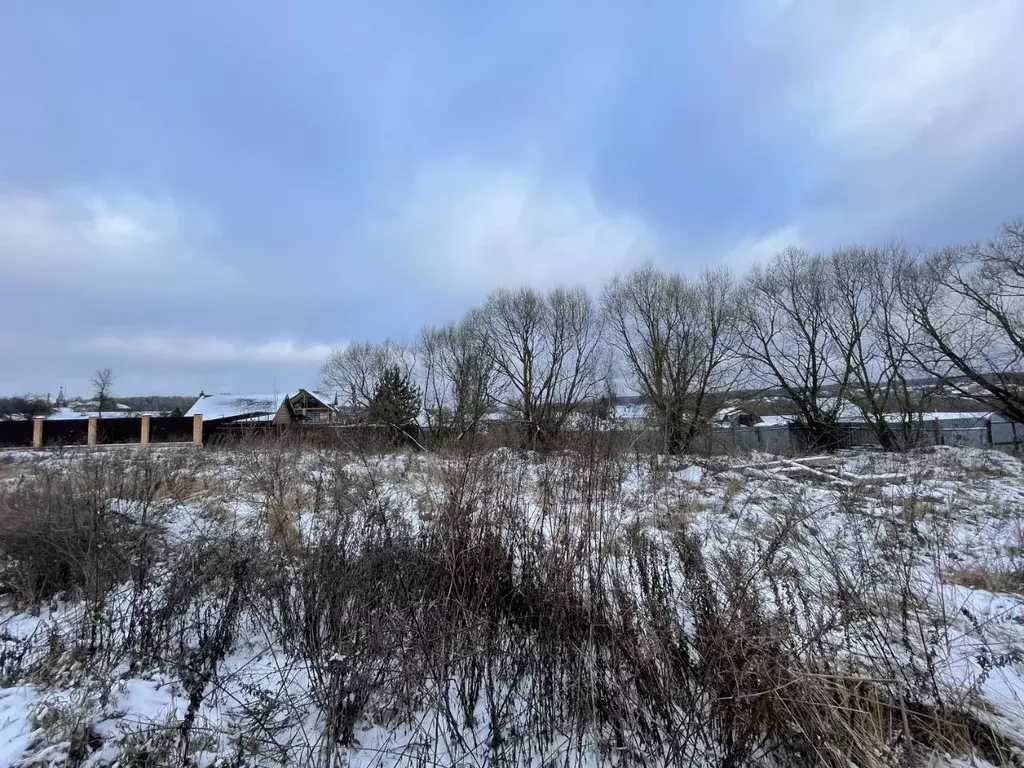 Участок в Московская область, Серпухов городской округ, д. Бутурлино  ... - Фото 0