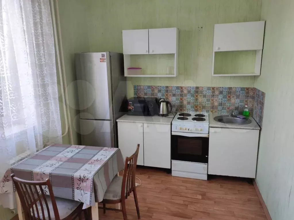 1-к. квартира, 43 м, 13/17 эт. - Фото 0