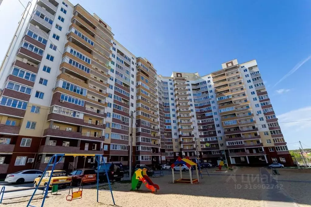 1-к кв. Владимирская область, Владимир Юрьевец мкр, Славная ул., 8 ... - Фото 0