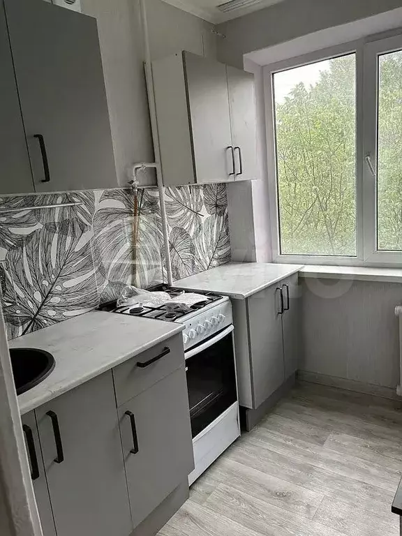 1-к. квартира, 30 м, 4/9 эт. - Фото 0
