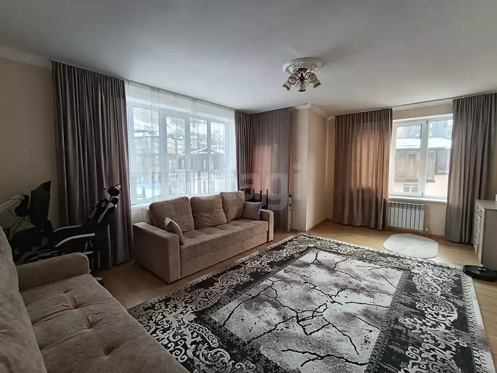 2-к кв. Ставропольский край, Кисловодск ул. Декабристов (80.5 м) - Фото 1