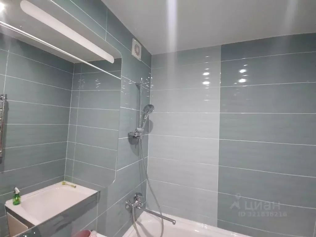 3-к кв. Красноярский край, Красноярск ул. Юности, 4 (64.0 м) - Фото 1