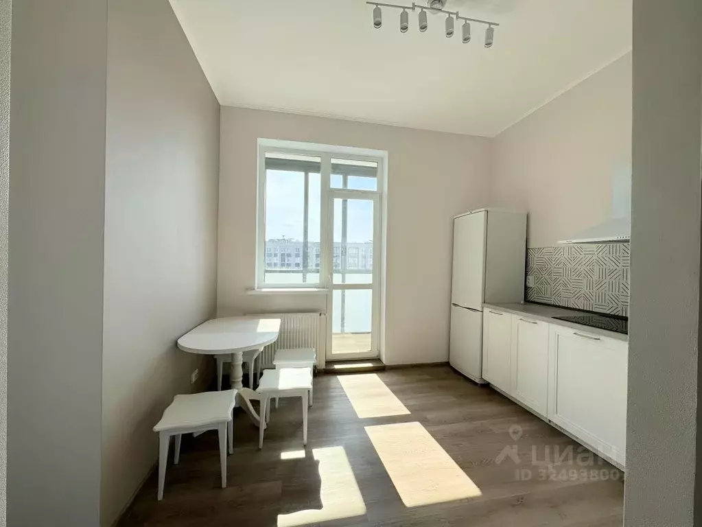 2-к кв. Ленинградская область, Мурино Всеволожский район, ул. ... - Фото 1