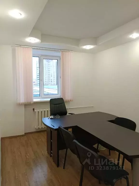 Офис в Тюменская область, Тюмень ул. 30 лет Победы, 38А (38 м) - Фото 1