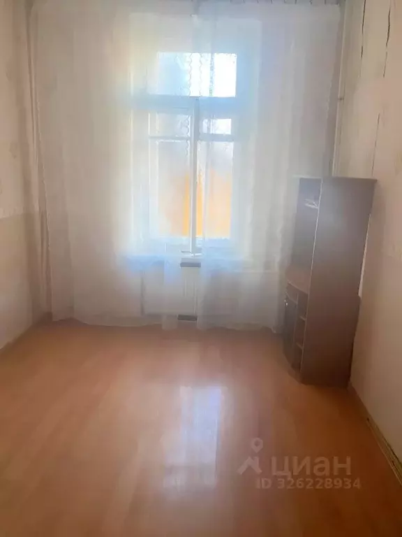 Комната Санкт-Петербург 8-я Васильевского острова линия, 75 (11.3 м) - Фото 1