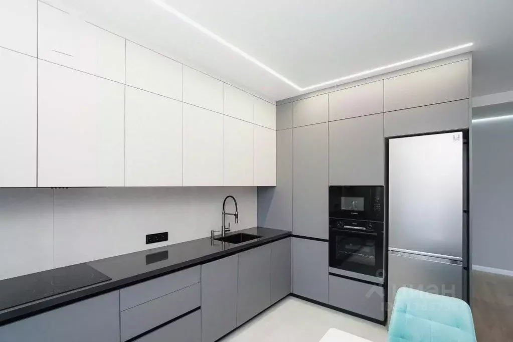 2-к кв. Омская область, Омск Пригородная ул., 27 (84.0 м) - Фото 1