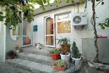 1-к кв. Крым, Алушта ул. Свердлова, 8/1 (10.0 м) - Фото 1