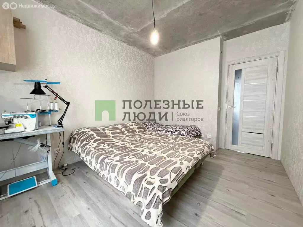 3-комнатная квартира: Ижевск, улица Е.М. Кунгурцева, 45к1 (69.82 м) - Фото 1