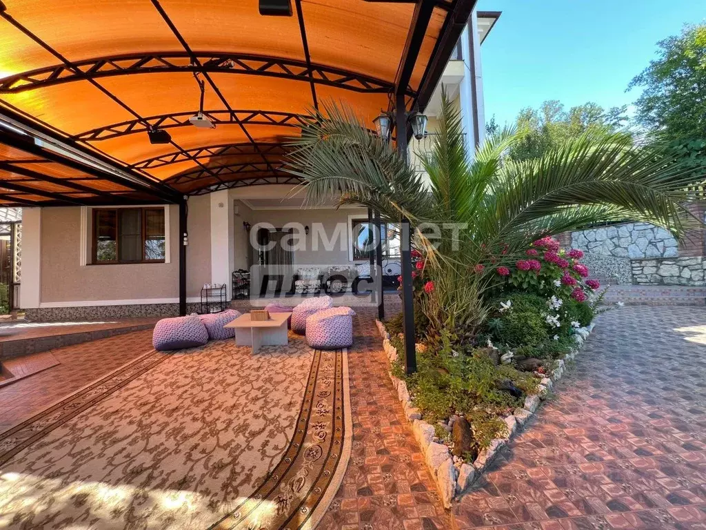 Дом в Краснодарский край, Сочи Сухумское ш., 33/34 (245 м) - Фото 2