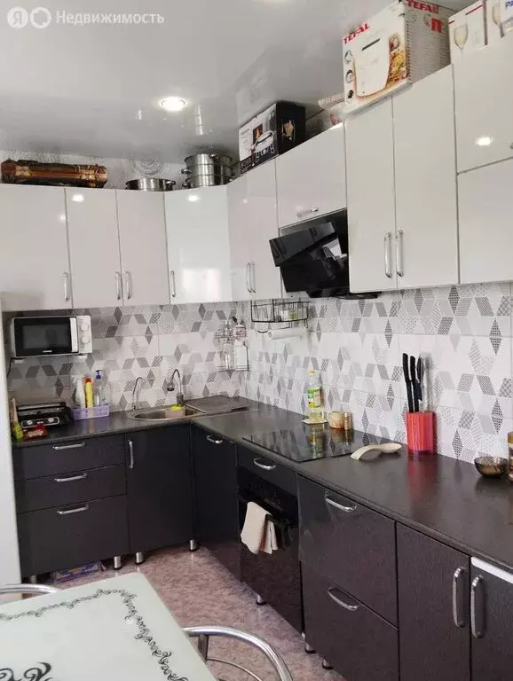 3-комнатная квартира: Челябинск, улица Александра Шмакова, 38 (81.3 м) - Фото 2