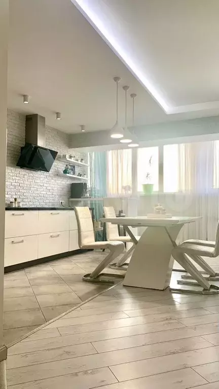 3-к. квартира, 120 м, 10/16 эт. - Фото 1