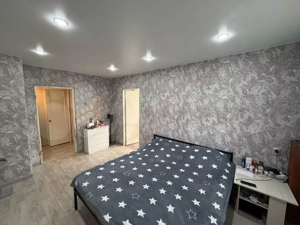 2-к. квартира, 40,5 м, 5/5 эт. - Фото 0