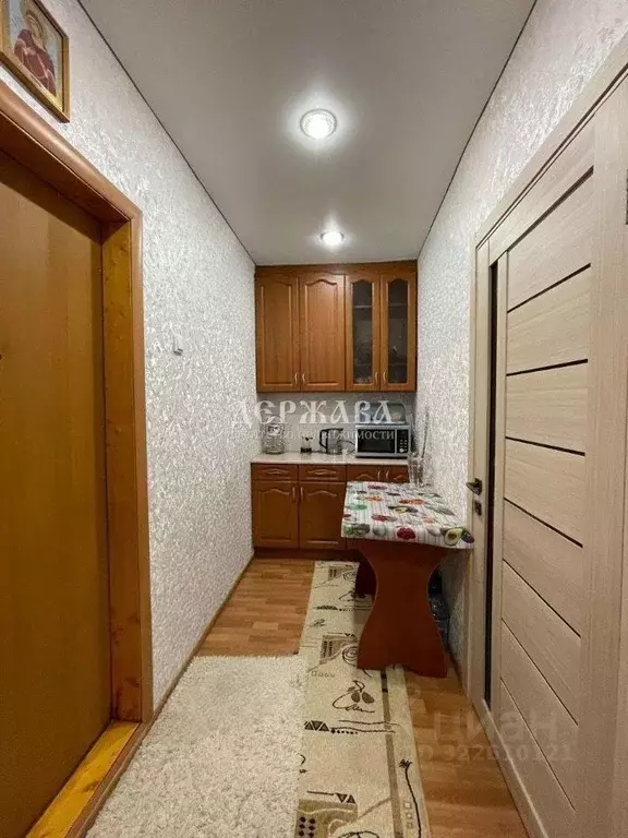1-к кв. Белгородская область, Старый Оскол Макаренко мкр, 33В (39.0 м) - Фото 0