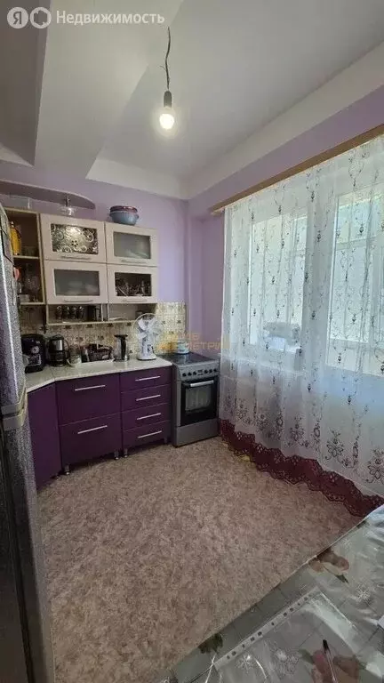 3-комнатная квартира: Невельск, улица 70 лет Октября, 9 (57.8 м) - Фото 2