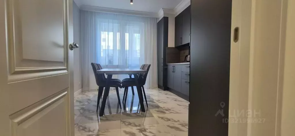 3-к кв. Калининградская область, Калининград пер. Рассветный, 3 (81.0 ... - Фото 1