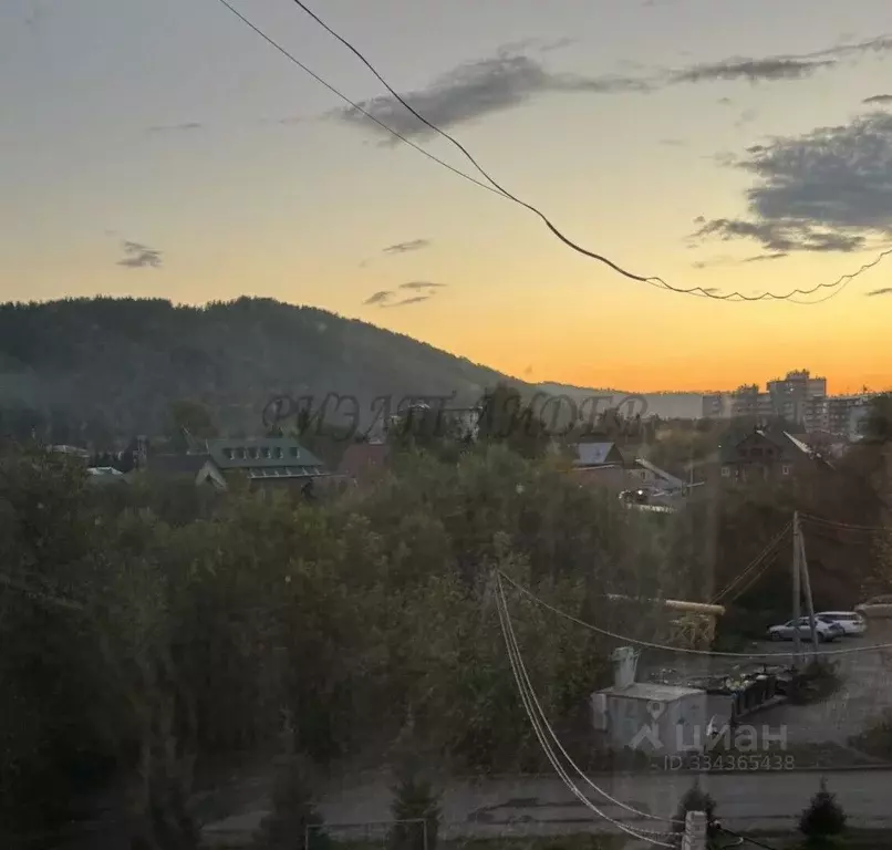 Комната Алтай, Горно-Алтайск ул. Ленина, 14 (18.0 м) - Фото 1