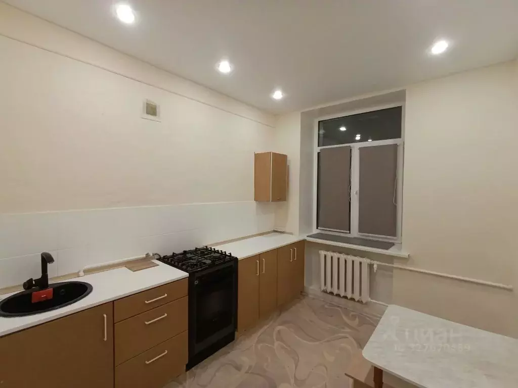 2-к кв. Кировская область, Киров ул. Защитников Отечества, 67 (52.0 м) - Фото 1