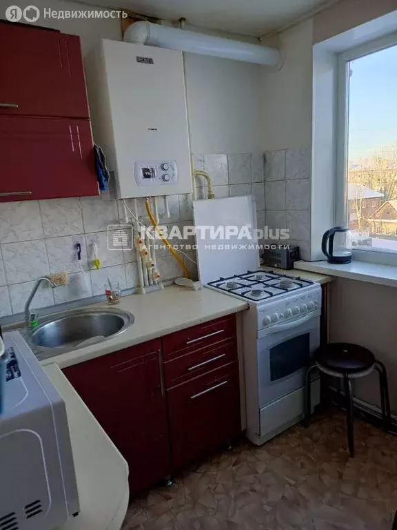 2-комнатная квартира: Невьянск, улица Ленина, 11 (44 м) - Фото 1