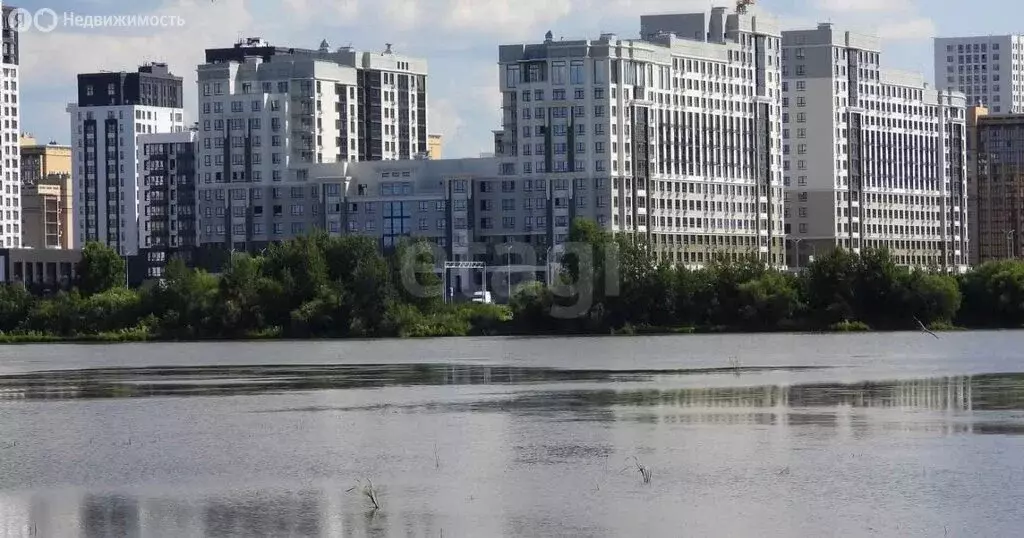 1-комнатная квартира: Тюмень, улица Евгения Войнова, 7 (55 м) - Фото 2