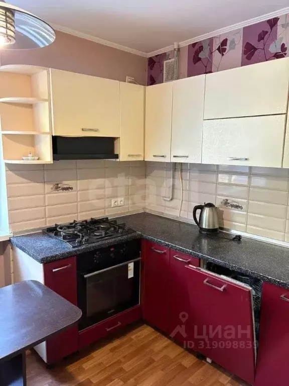 2-к кв. Севастополь ул. Боцманская, 7 (49.8 м) - Фото 0