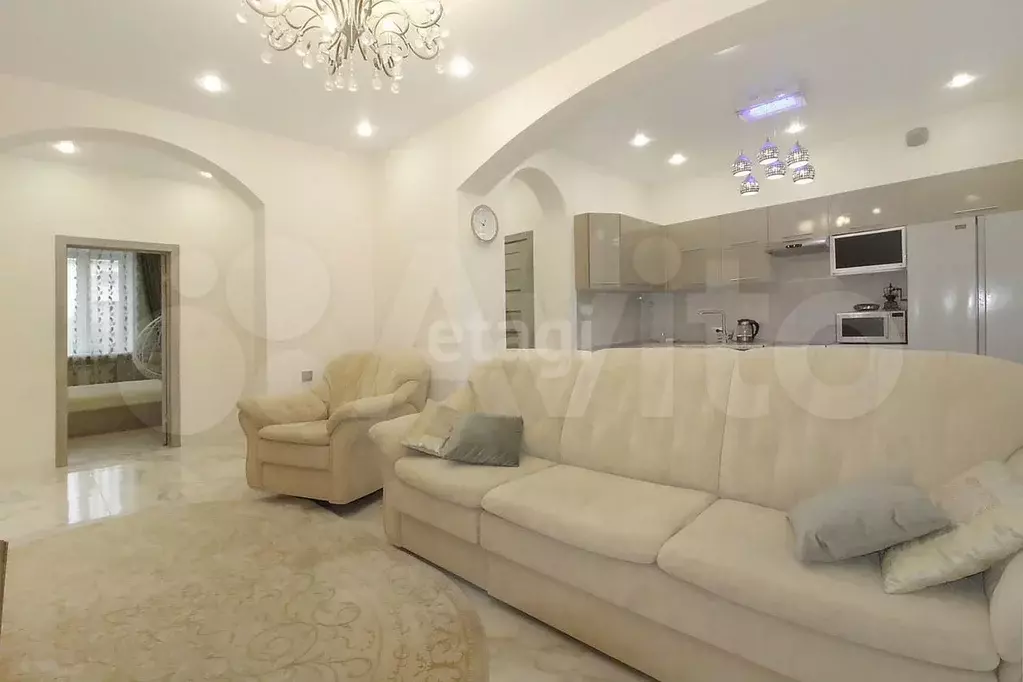 5-к. квартира, 120 м, 3/5 эт. - Фото 1