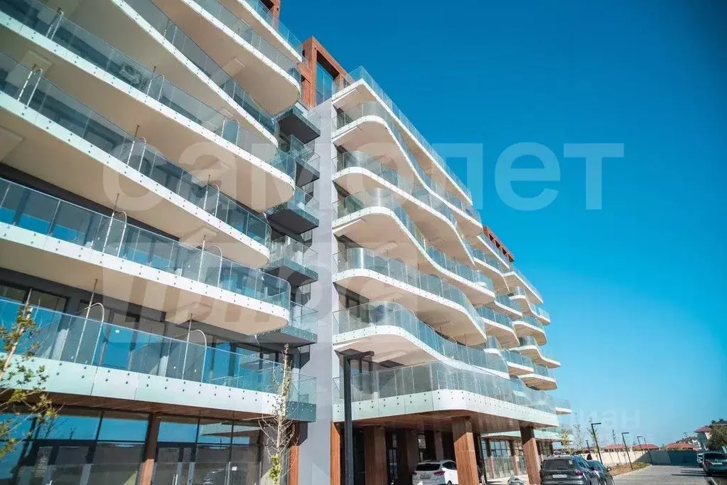 Студия Крым, Сакский район, Лесновское с/пос, с. Прибрежное ул. ... - Фото 1