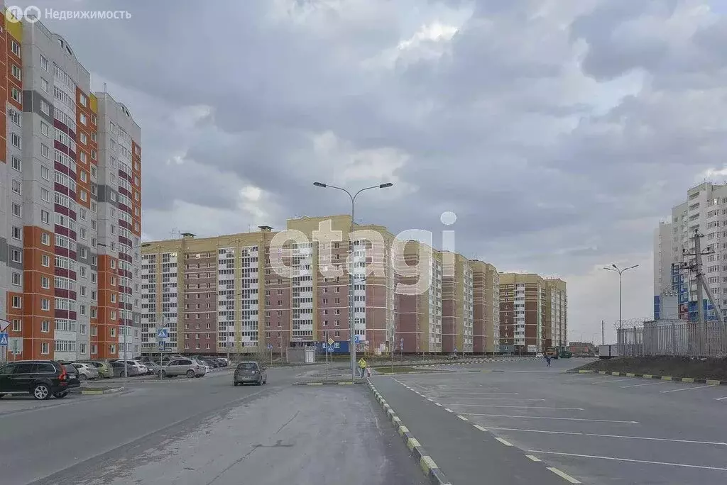 3-комнатная квартира: Тюмень, Кремлёвская улица, 114 (84.1 м) - Фото 1