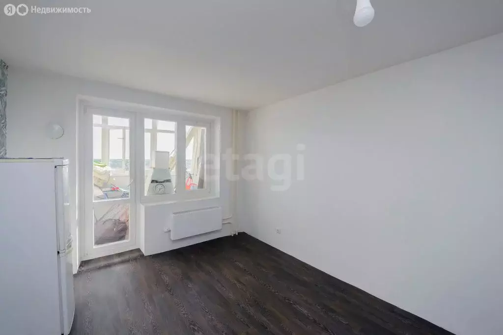 1-комнатная квартира: Тюмень, улица Павла Шарова, 7 (39.5 м) - Фото 1
