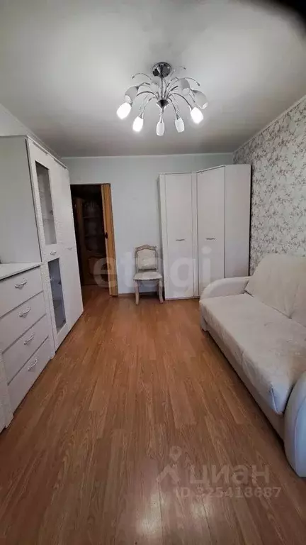 2-к кв. Калужская область, Калуга ул. Марата, 1 (44.7 м) - Фото 1