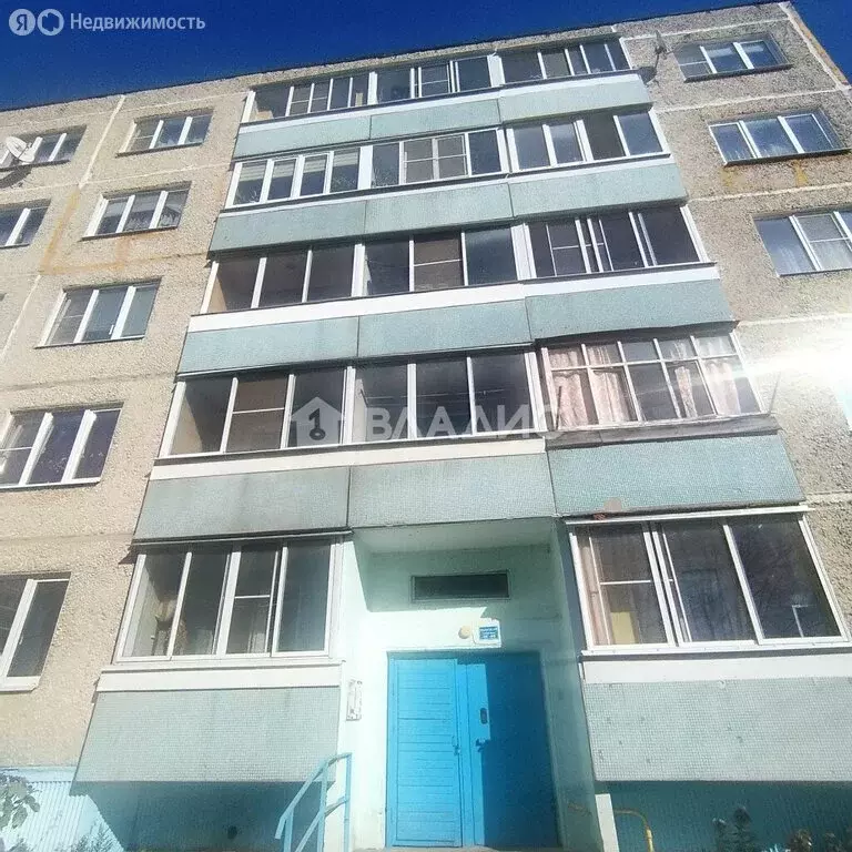 3-комнатная квартира: Мелехово, Первомайская улица, 66 (68 м) - Фото 0