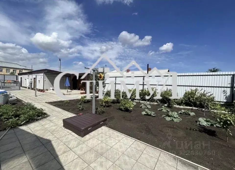 Дом в Хакасия, Черногорск Октябрьская ул. (50 м) - Фото 2