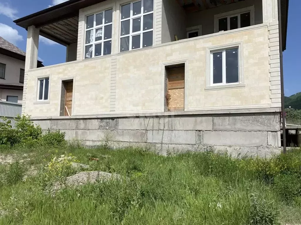 Дом в Ставропольский край, Лермонтов ул. Лазоревая (250 м) - Фото 0