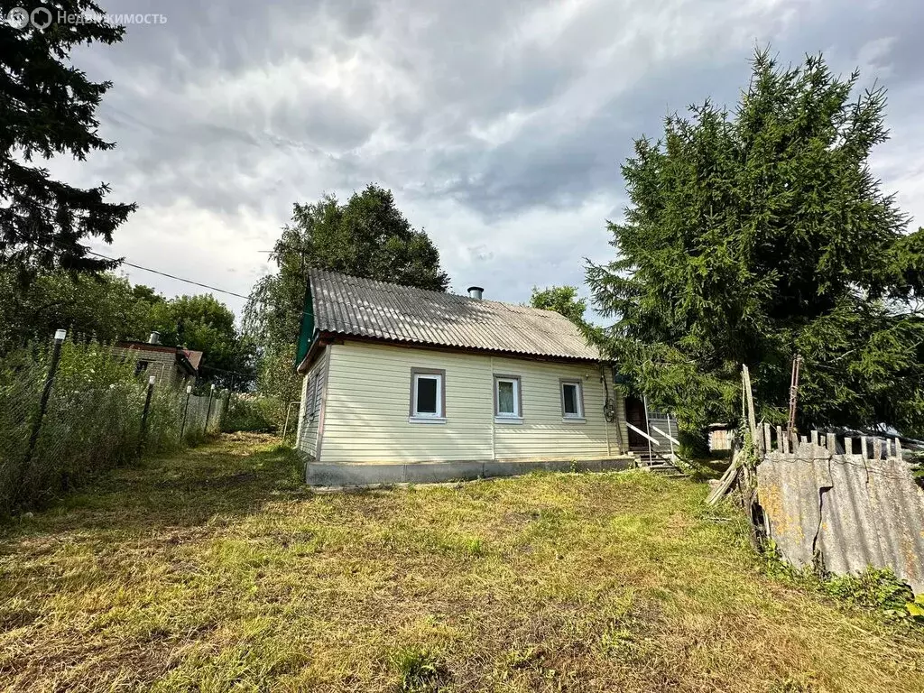 Дом в Орловский муниципальный округ, деревня Дмитровка, Центральная ... - Фото 1