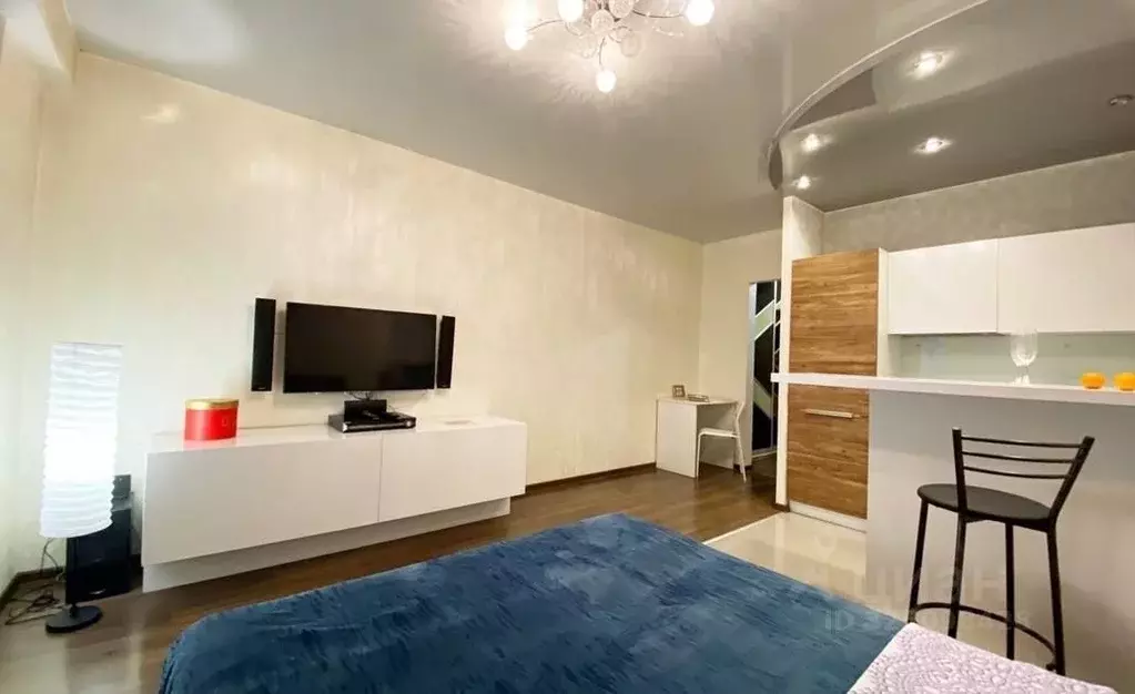 Студия Кировская область, Киров Комсомольская ул., 63 (28.0 м) - Фото 1