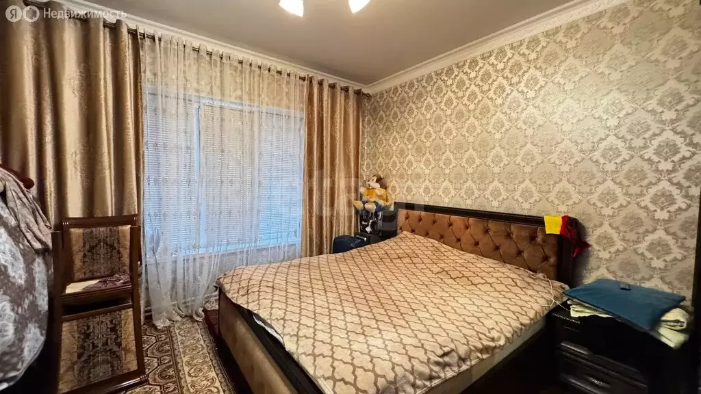5-комнатная квартира: Махачкала, проспект Имама Шамиля, 95 (150 м) - Фото 2