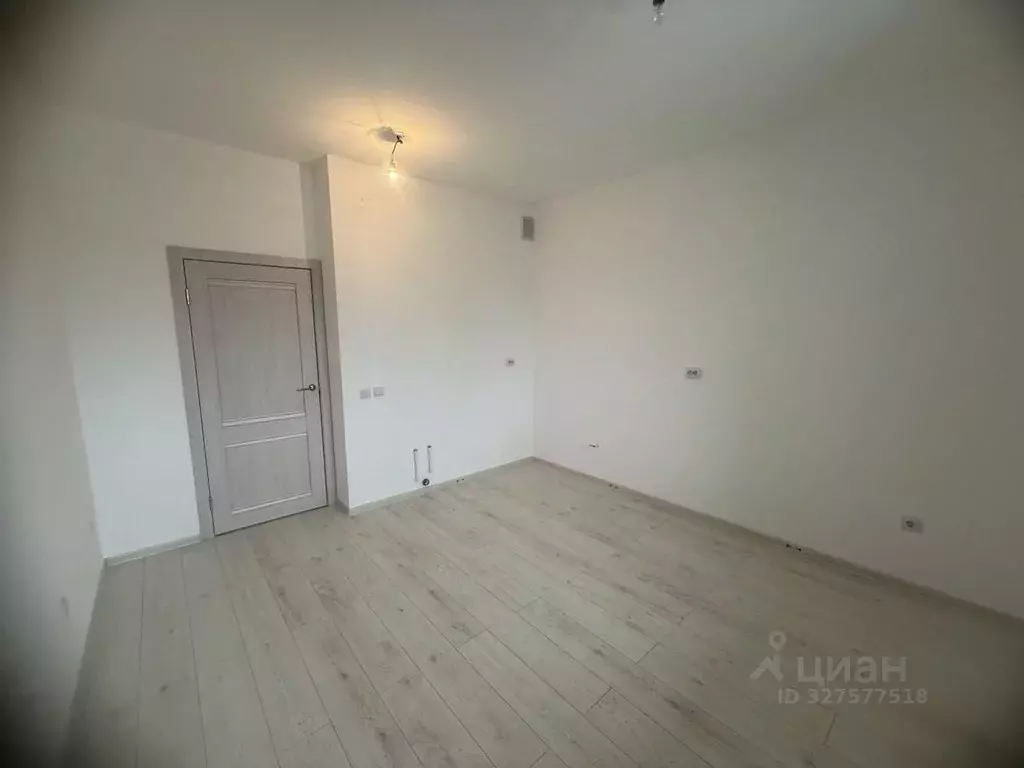 Студия Санкт-Петербург Октябрьская наб., 120 (20.3 м) - Фото 1