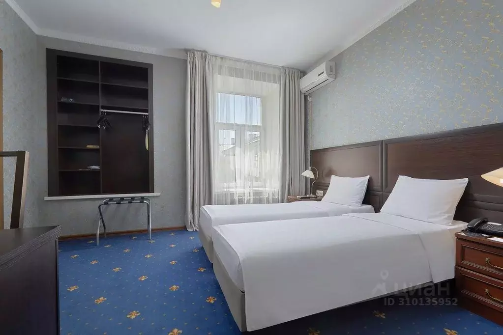 Комната Москва Моховая ул., 10С1 (16.0 м) - Фото 1