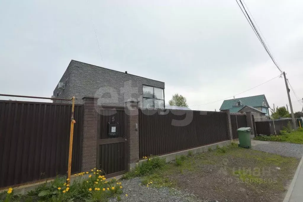 Дом в Сахалинская область, Южно-Сахалинск Большая Елань п/р, ул. ... - Фото 1