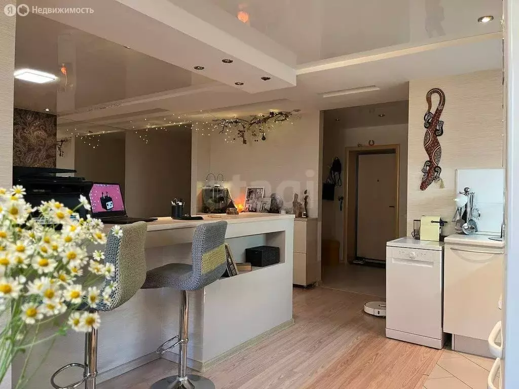 Квартира-студия: Самара, проспект Карла Маркса, 63 (46 м) - Фото 0