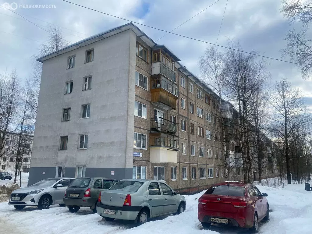 3-комнатная квартира: Сыктывкар, проспект Бумажников, 7 (61.7 м) - Фото 1