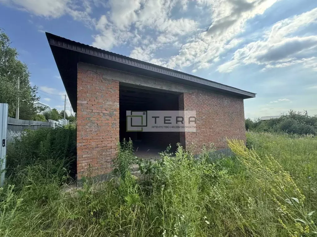 Дом в Башкортостан, Иглинский район, Акбердинский сельсовет, с. ... - Фото 1