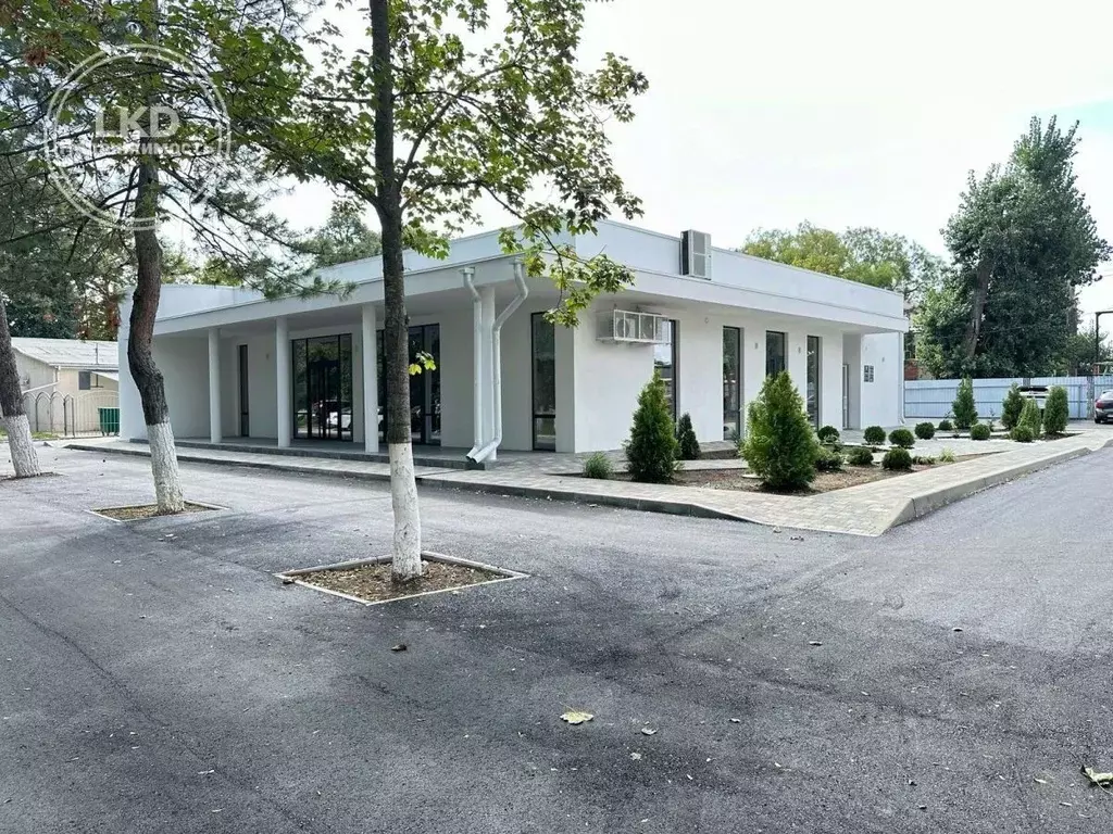 Офис в Краснодарский край, Крымск ул. Свердлова, 16 (396 м) - Фото 0