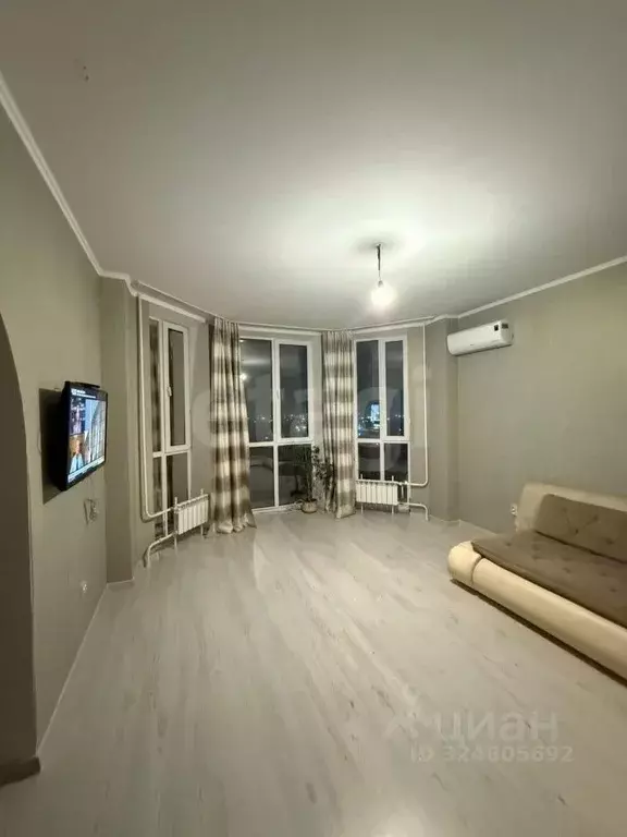 Студия Курская область, Курск просп. Анатолия Дериглазова, 1 (41.4 м) - Фото 1