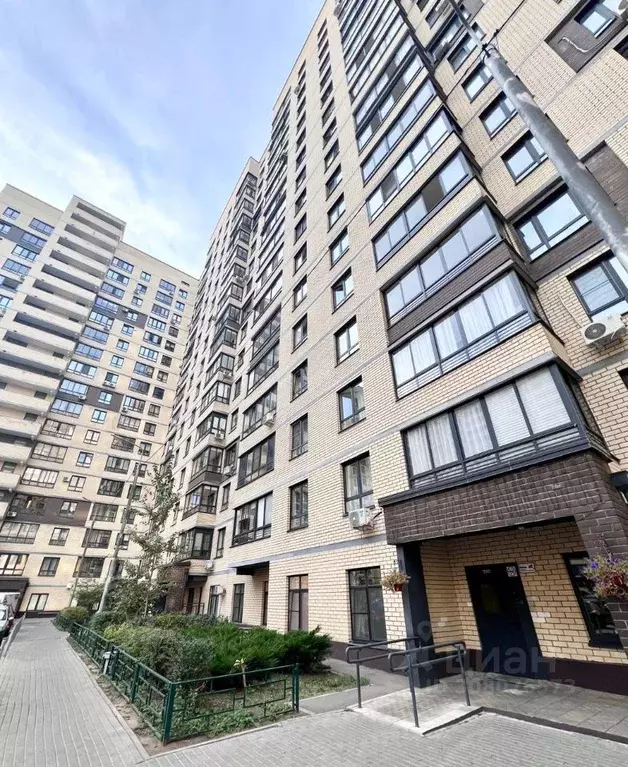 2-к кв. Московская область, Мытищи просп. Астрахова, 10 (42.0 м) - Фото 0