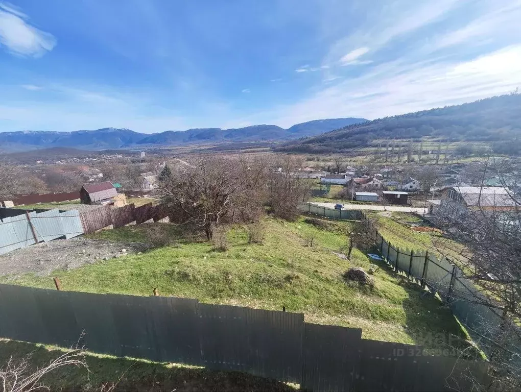 Участок в Севастополь с. Широкое, ул. Клюшкина, 9 (10.0 сот.) - Фото 1