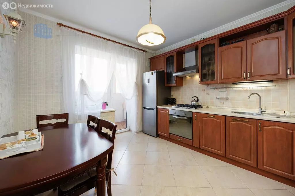 3-комнатная квартира: микрорайон Чкаловск, улица Лукашова, 30 (81.7 м) - Фото 1