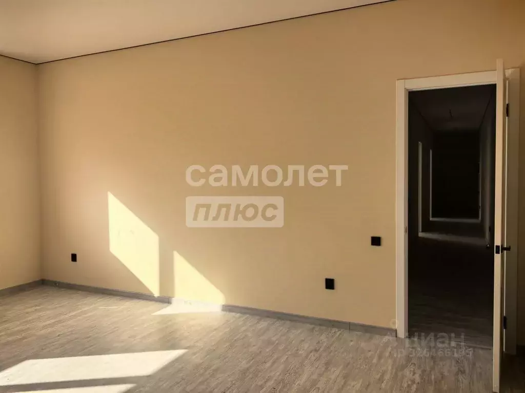 3-к кв. Волгоградская область, Волгоград ул. Генерала Шумилова, 30 ... - Фото 2