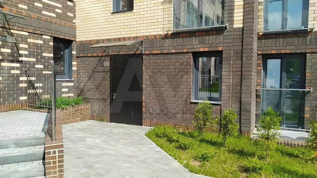 3-к. квартира, 75,6 м, 1/3 эт. - Фото 1
